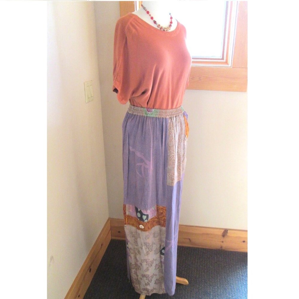 Kusnadi Rayon Skirt and Jacket with Cotton Blend Tienda HoTop - Picture 5 of 15